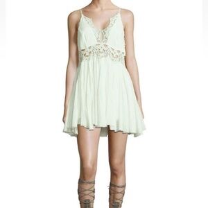 Free People Ilektra Boho Mint Green Lace Trim Slip Mini Dress Fairy Core Large